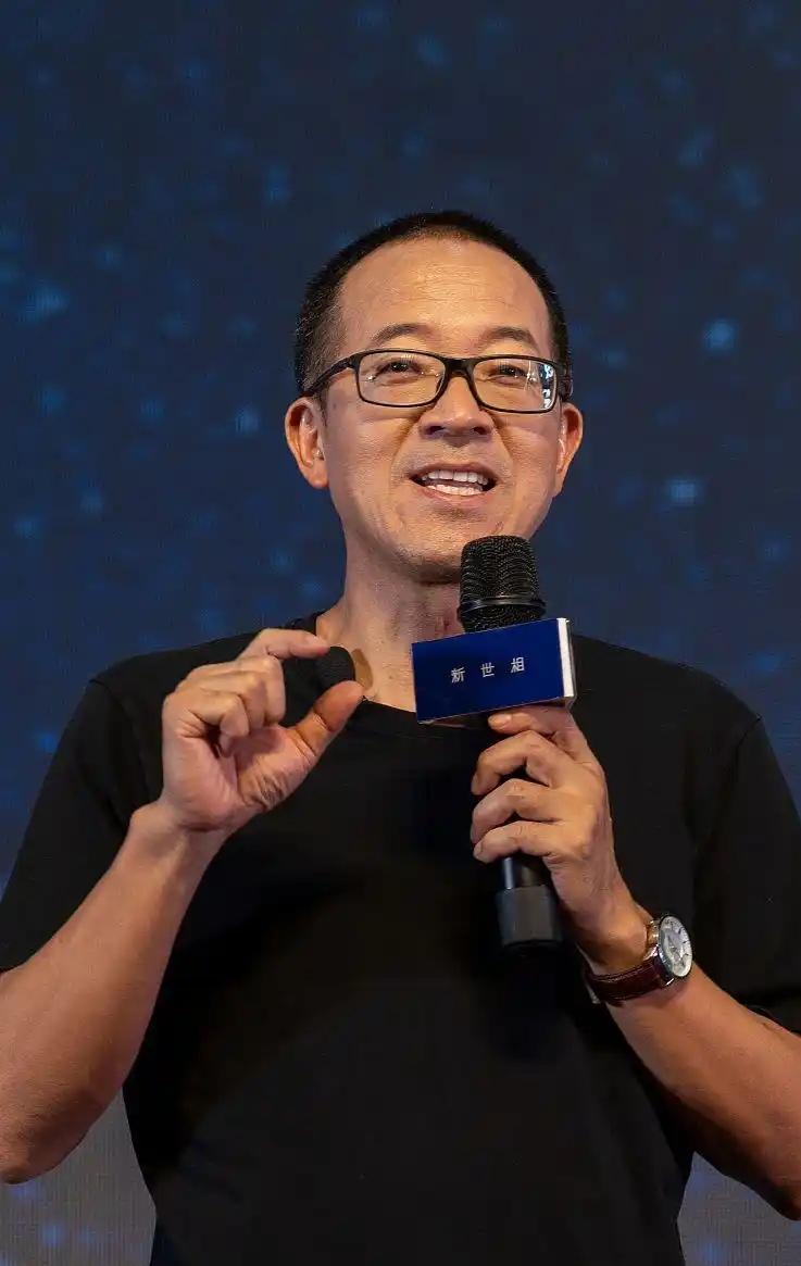 俞敏洪说：“我在北大知道的那些漂亮女生，最后生活都不怎么幸福，因为她们漂亮，因为