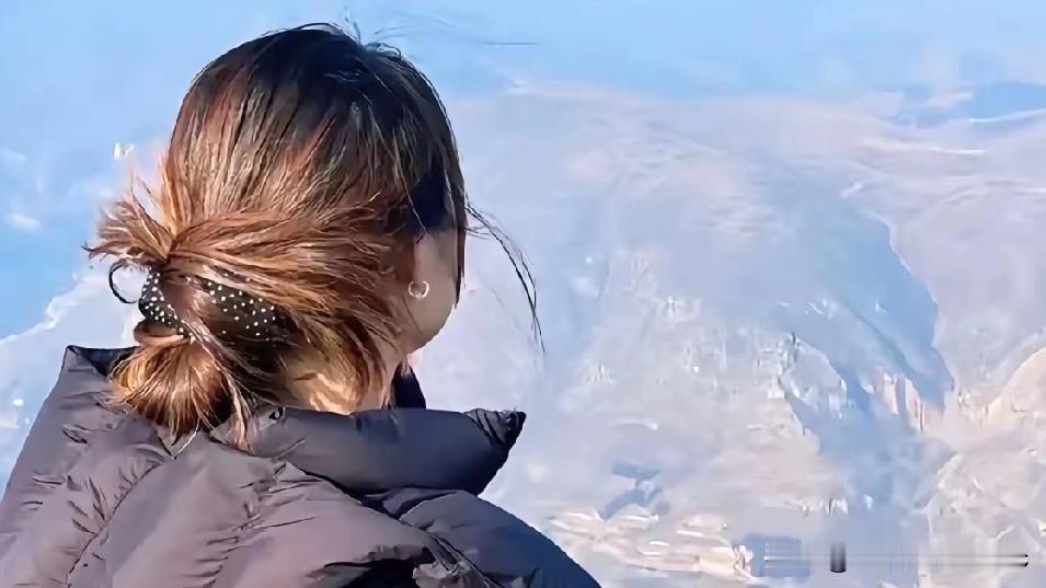 一位妻子写给小三的话只要你打电话超过两遍他不接，那就别打了，肯定是我在旁边。