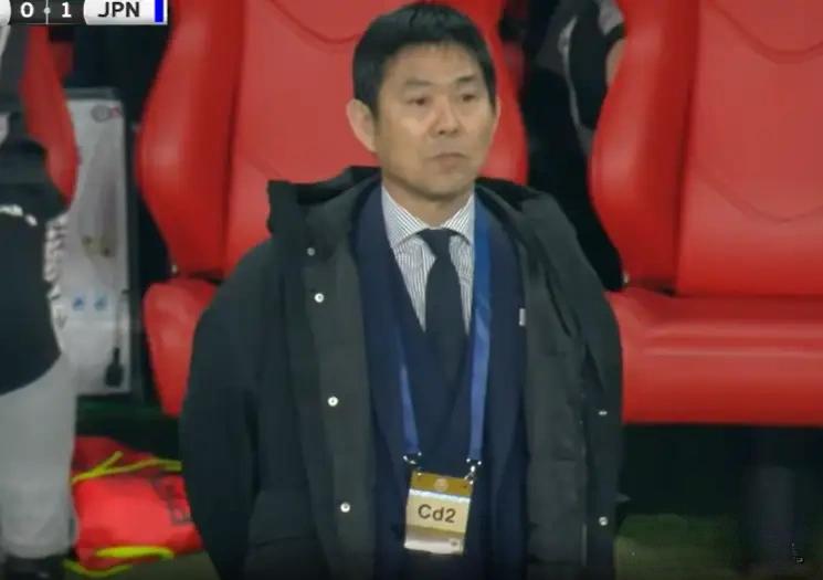 【世界杯前友谊赛日本战胜英格兰，日本球员表现从容自信】森保一说日本队要夺取世界杯