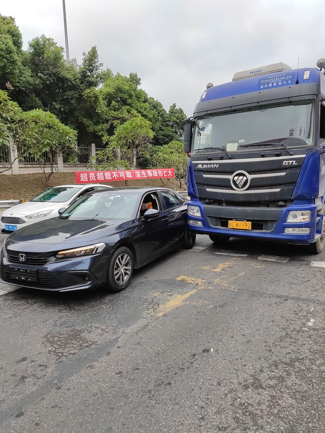 11代思域喜提一血新车落地第三天，心痛死了，虽然问题不是很大，温馨提醒各位车友