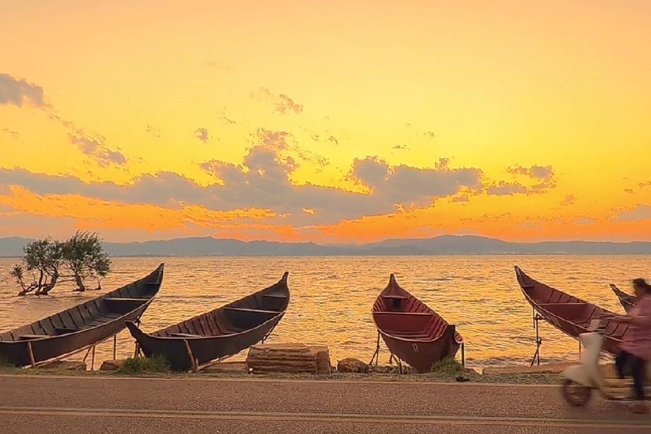 原来这才是成年人最舒服的爱情，以前总觉得爱情就是天天连在一起。两个人，你想我