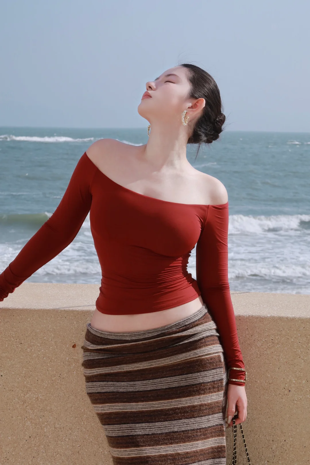 不知道 我的身材很曼妙