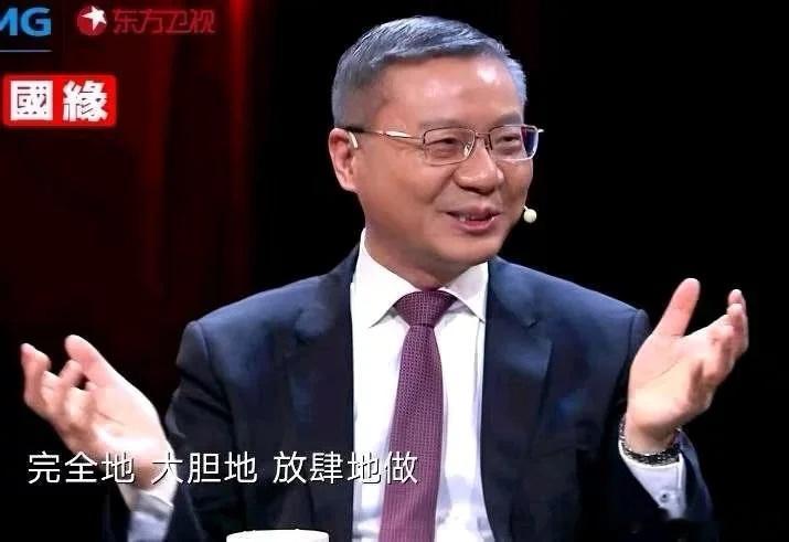 竹知了这波破局其实也简单，网民喜欢玩梗你就和他玩。稍微放下点身段，你会发现其实他