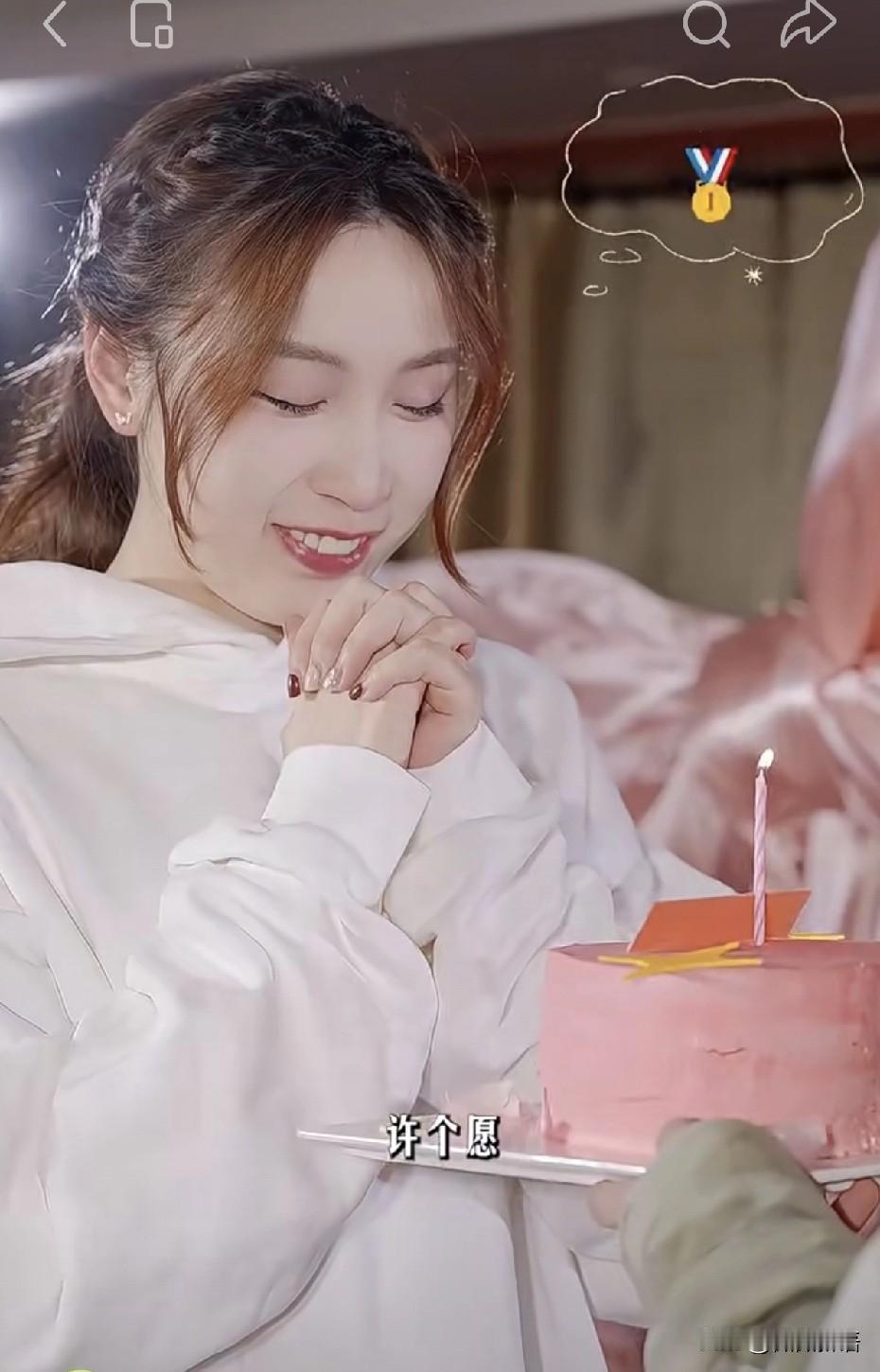 钱天一王昶官宣领证了。看来钱天一也退出国家队了，今年的比赛都没参加。刚刚看到钱