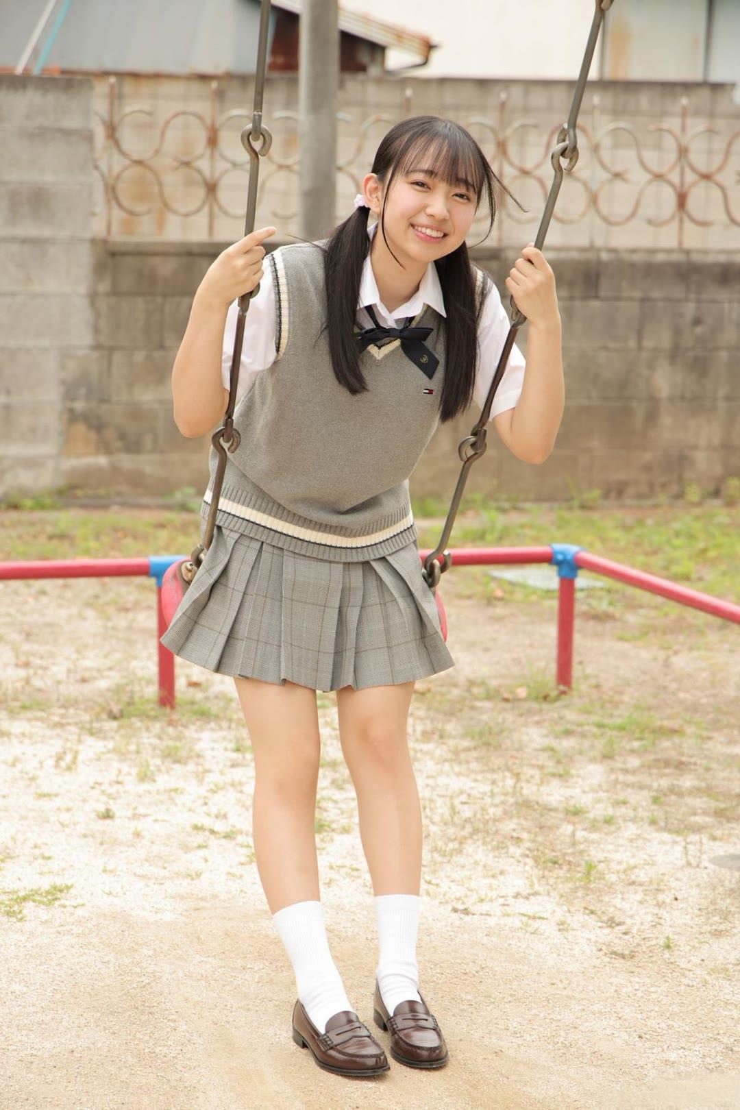 笑容甜美甜妹jk