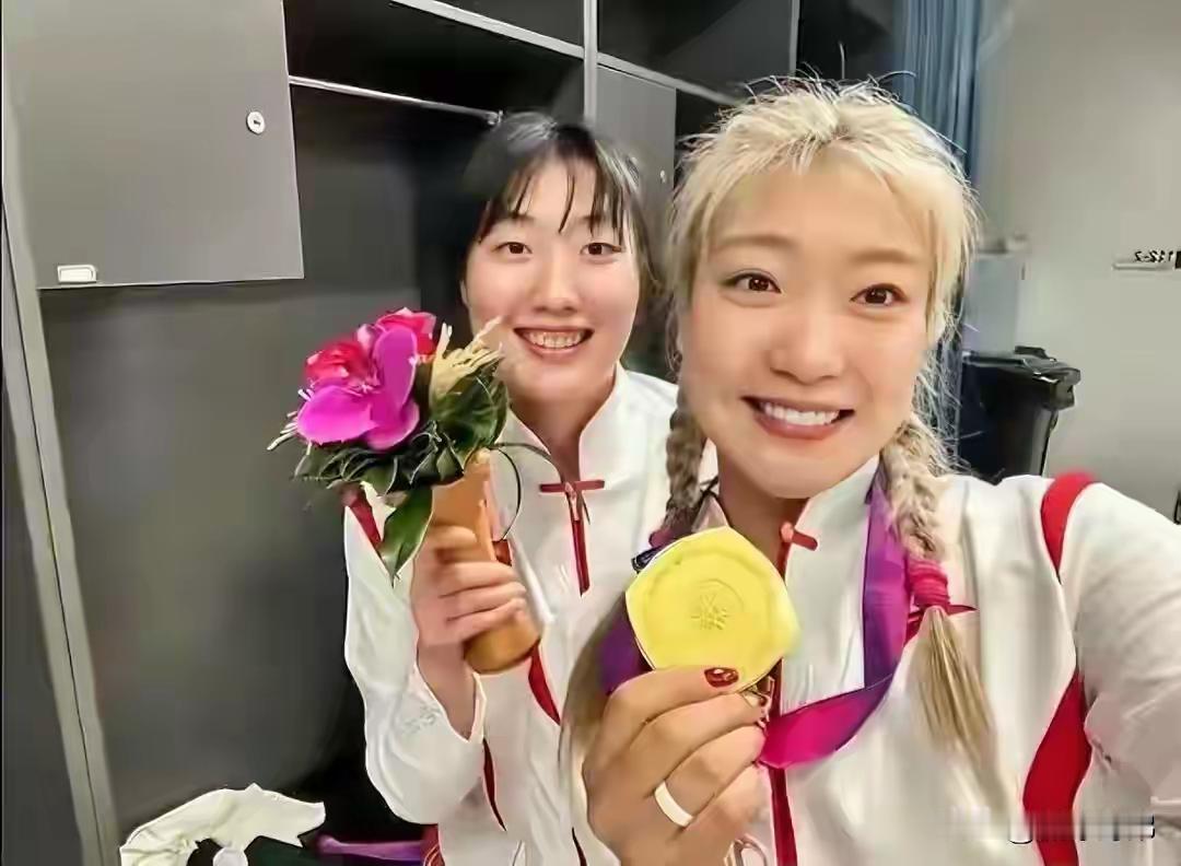 名声显赫，却无球可打啦，新赛季四川女篮没有和李梦续约，四川女篮和王思雨续约成功。