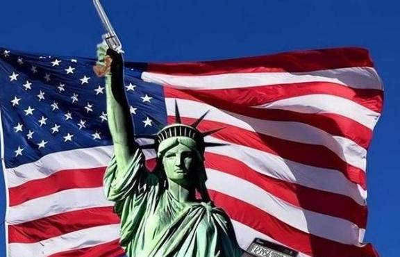 一位美籍华人终于说了实话，他曾经表示：“之所以很多小国，宁愿得罪中国，也不愿意得