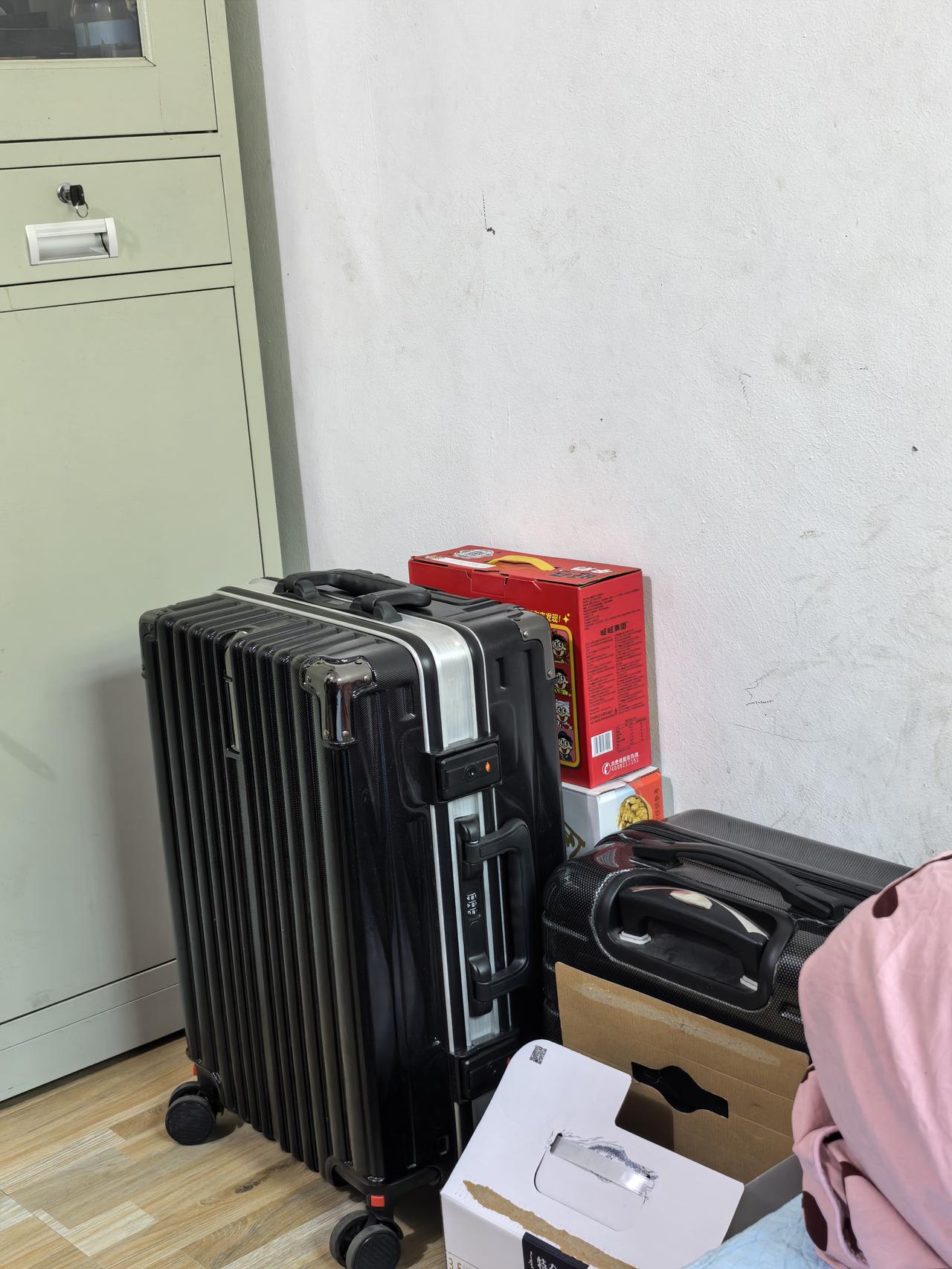 我婆婆是个大方的人，我是个脸皮厚的人。为什么我们能相处和睦？很简单将心比心。