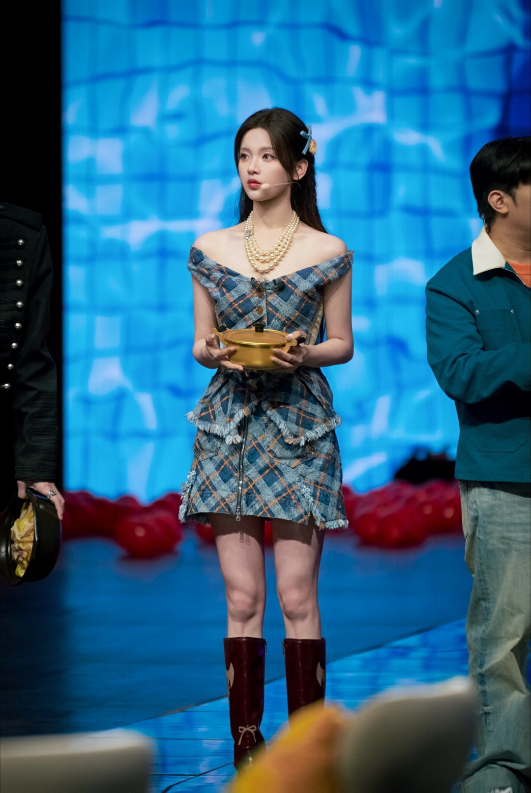 杨超越ycy杨超越蛋仔惊魂节代言人ycy杨超越秘境鹿屿品牌代言人“深夜