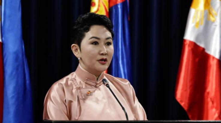 2026年8月中旬，蒙古国政府再次公开拒绝了中方提出的跨境铁路运力扩容方案，理由