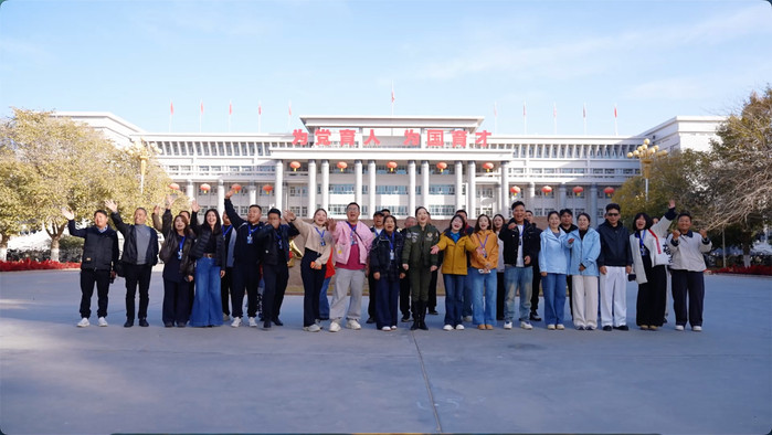 “奋进新征程·网聚V力量”兵团正能量职工网络达人兵团行系列活动落幕