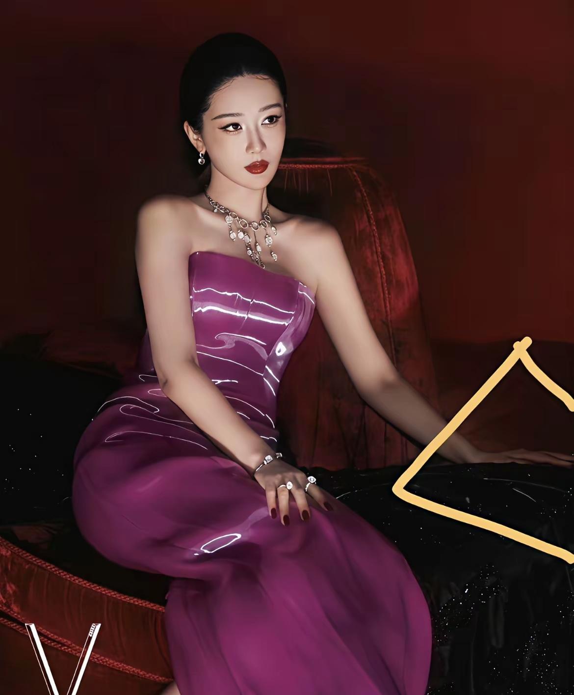 杨紫画圈的地方怎么了我看一个人画圈了不懂怎么了不好看吗