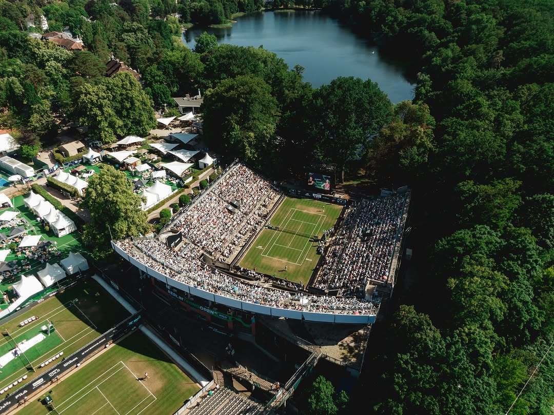 今日赛程📅两站草地赛事半决赛开打，以下安排均为北京时间⏰📍WTA500柏林站