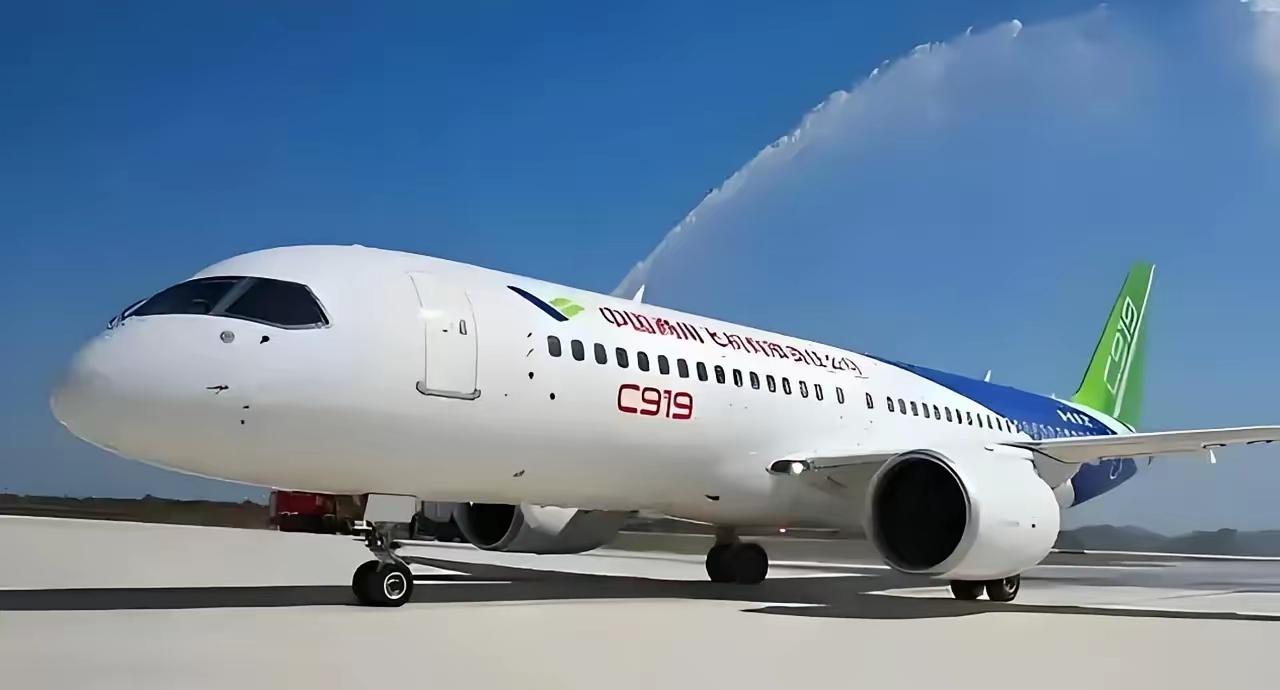 这回轮到中国立规矩了。​7月31日，据央视财经报道，民航客机那套被美英法三四家