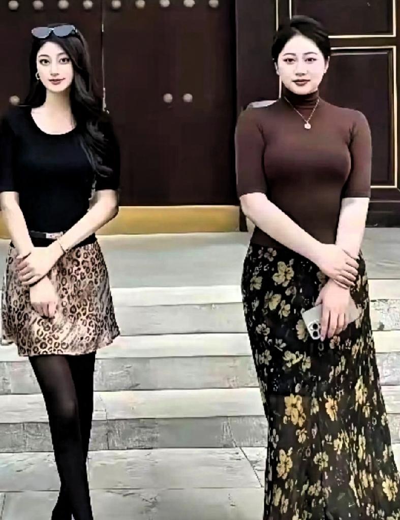 这两个美女，一个苗条，一个丰满，如果要你来选一个作伴侣，你是选左边，还是在边？