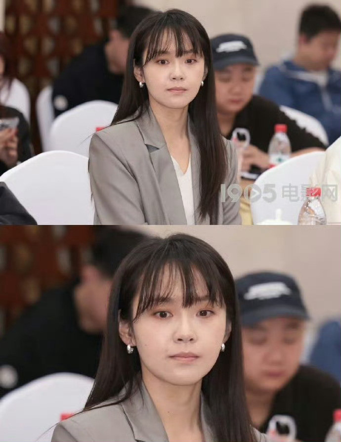 张佳宁素颜太恐怖了，35岁素颜简直太美了，这种体制内打扮太有味道了
