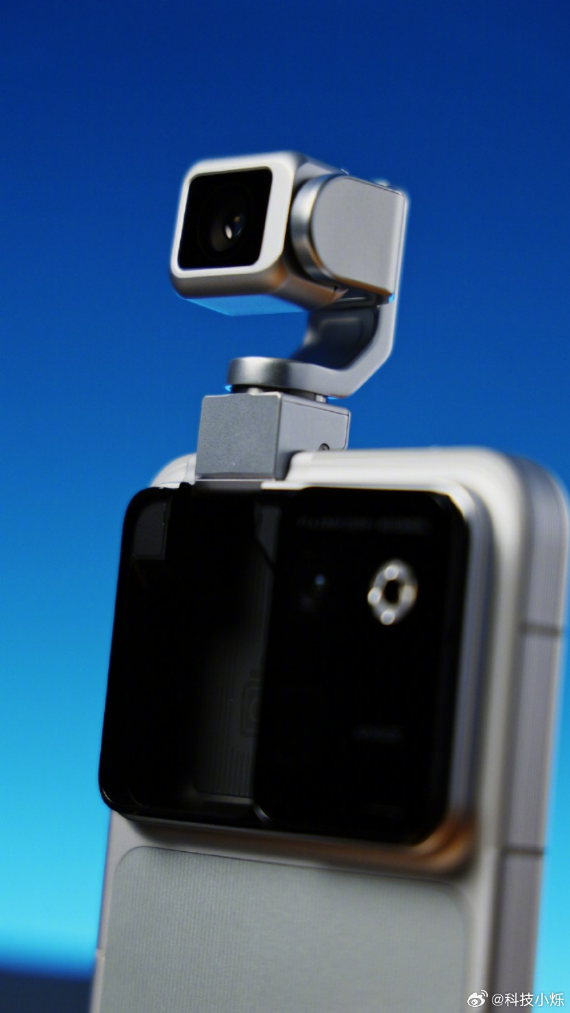 闲聊聊最近热度拉满的荣耀RobotPhone，下个月就要正式亮相，不少配置基本