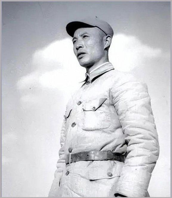 1938年1月，100多名日军精锐趁天黑摸进河北一村庄，准备屠村，结果撞上两挺苏