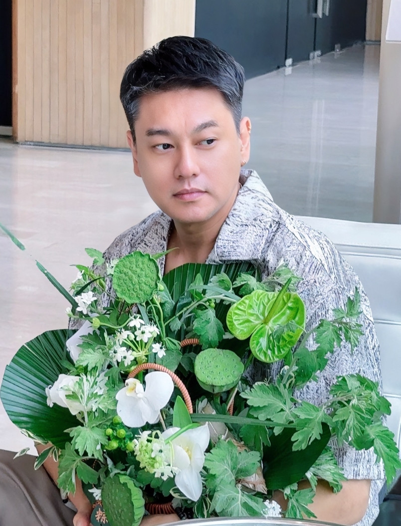 奉劝大家一句，朱孝天这种人一定不能深交，明道在采访中说：“那天看到他们F4演唱会