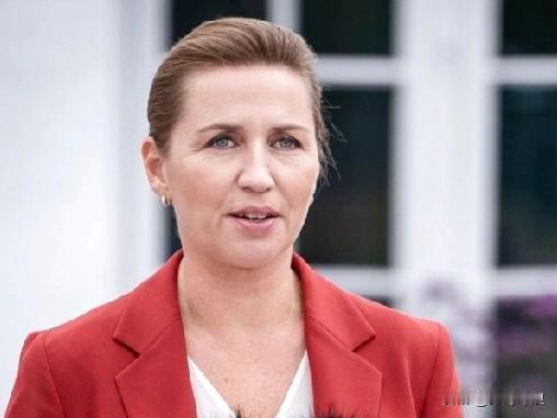 丹麦首相强硬向特朗普抛出了一张牌，不料特朗普一句话就将其“化”没了！丹麦首相