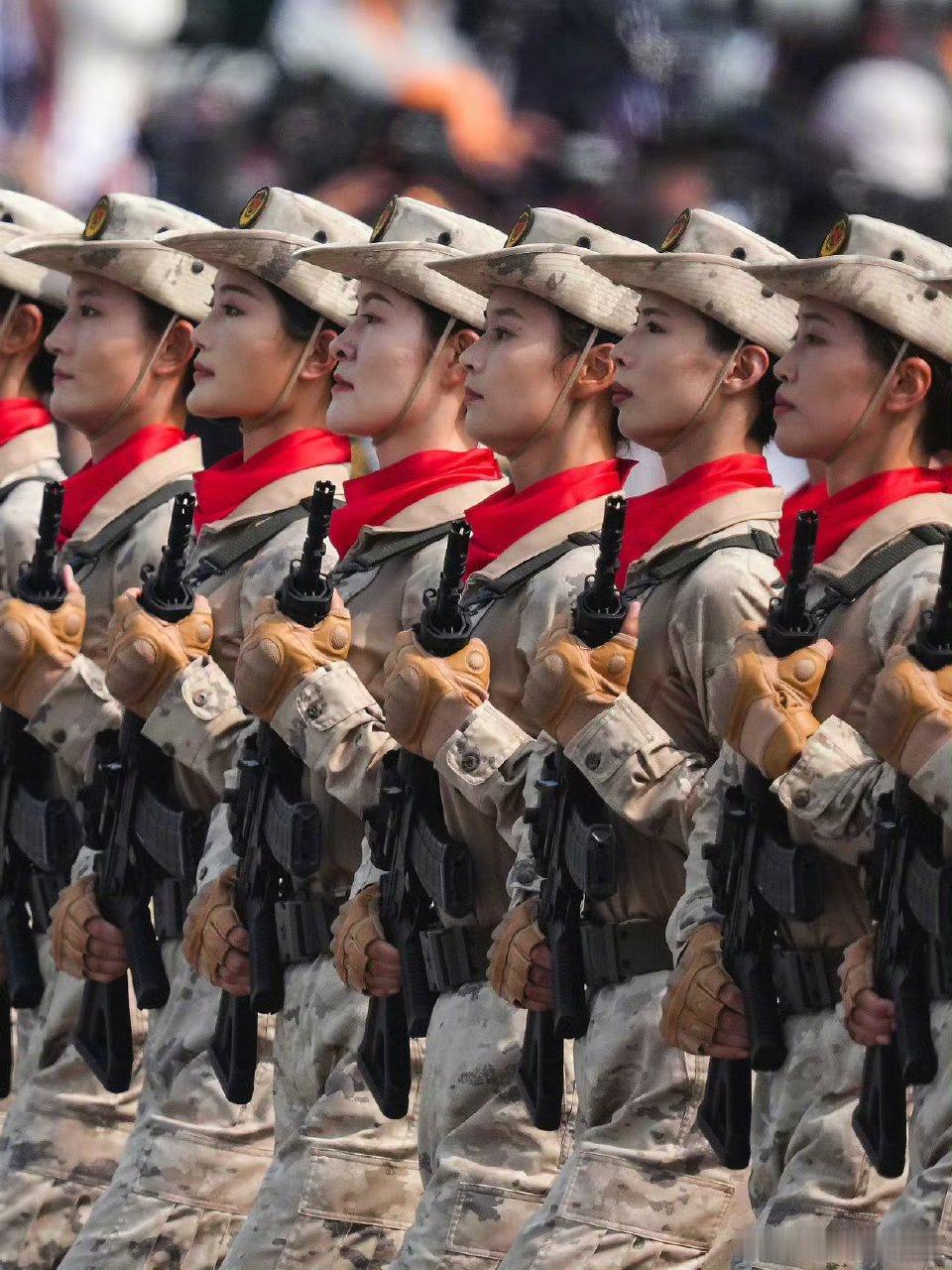 新华社出图任何职业，任何时刻，女性都需要精致[666]​​​