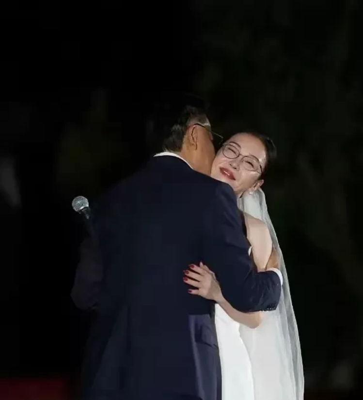 国产替代的终局：中美“双操作系统”？中国最终取代美国的科技霸主地位并非天方夜