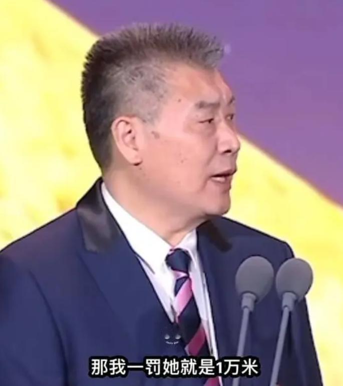 李隼说：我罚孙颖莎跑1万米！周雨说：这算什么？李隼在节目中说：别看孙颖莎笑