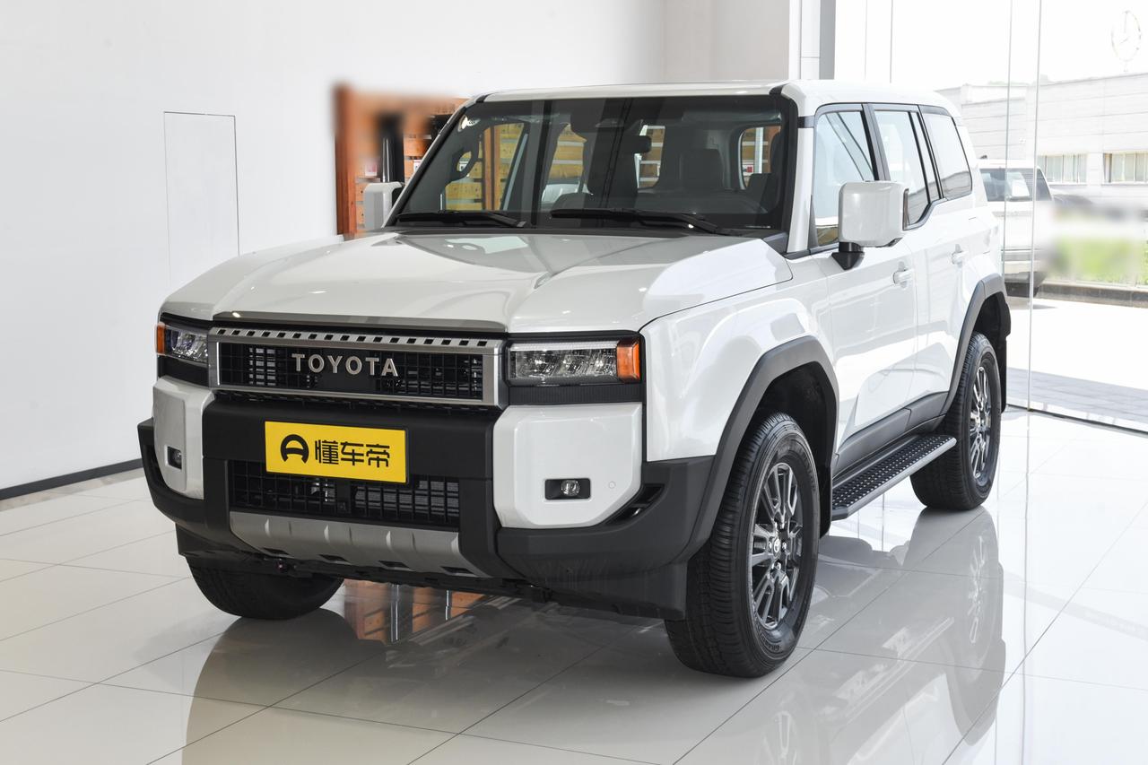 丰田也撑不住了？普拉多销量一降再降，为何降价还不被认可？谁能想到，曾经加价十万