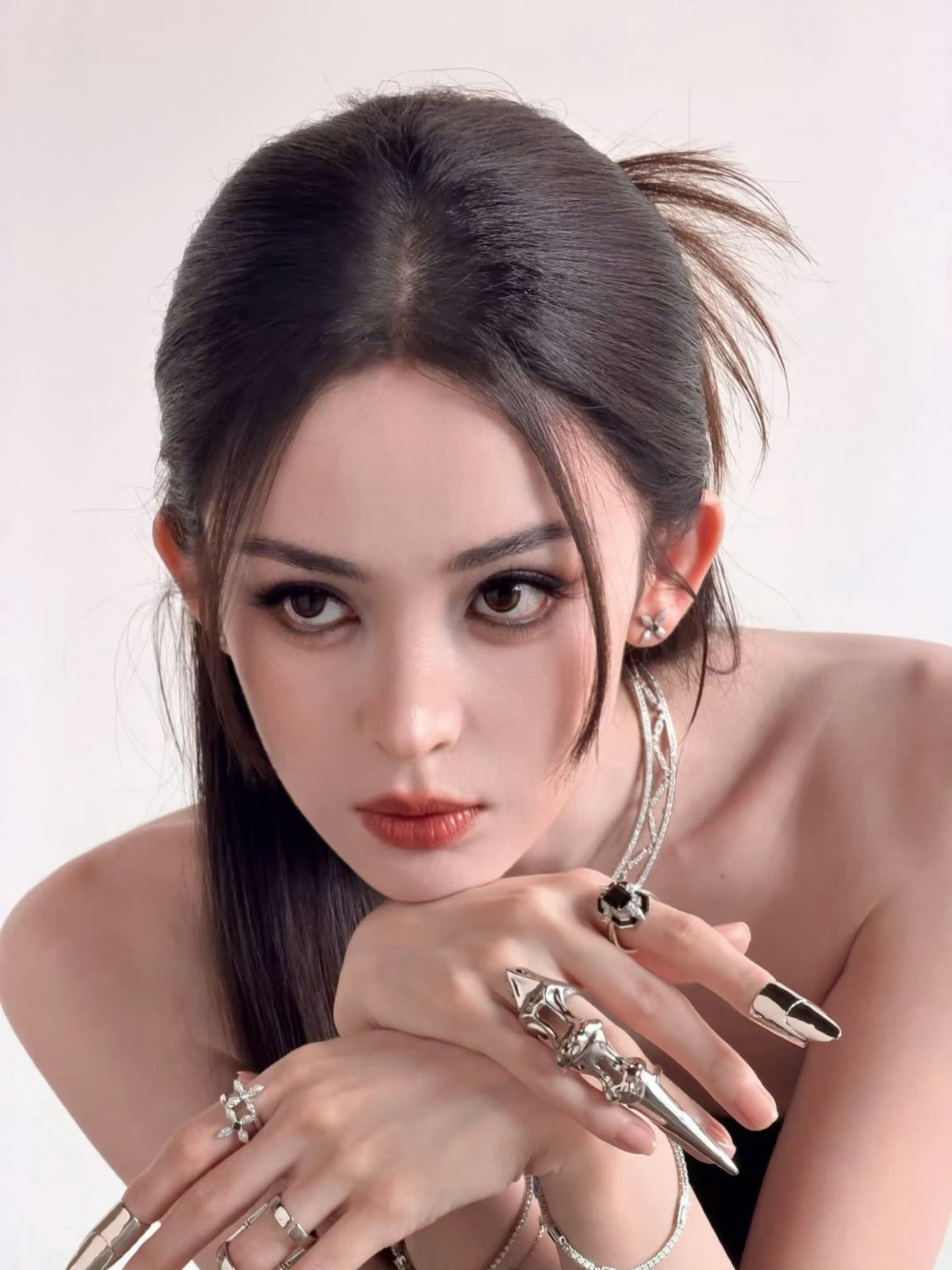 娜扎内娱发腮受益者怎么会有人发腮之后还能变得更好看！不愧是老天爷赏饭吃的绝佳立体
