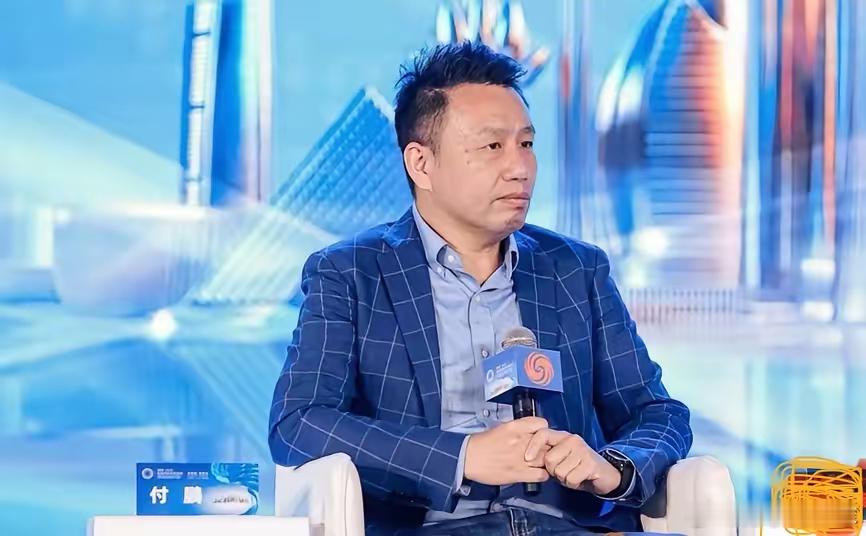 四十年贷款，能不能吸引年轻人入场买房？看了经济学家付鹏的最新分析，惊出一身冷汗，