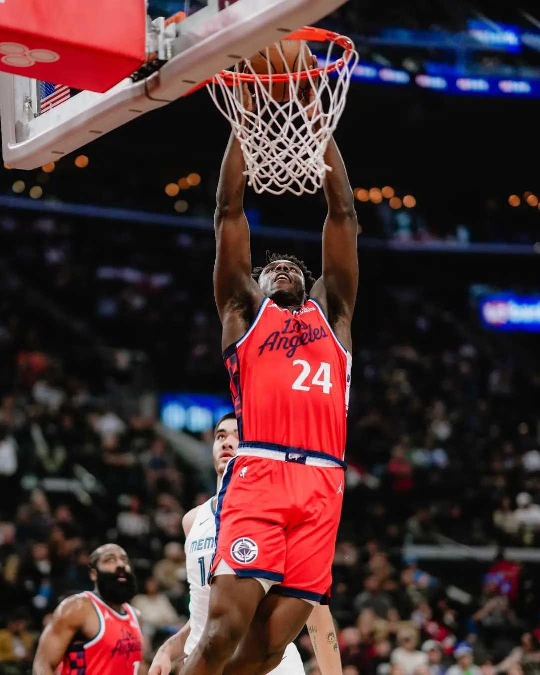 杰克逊24分率灰熊逆转莱纳德39分哈登准三双难阻快船3连败哈登北京时间11月