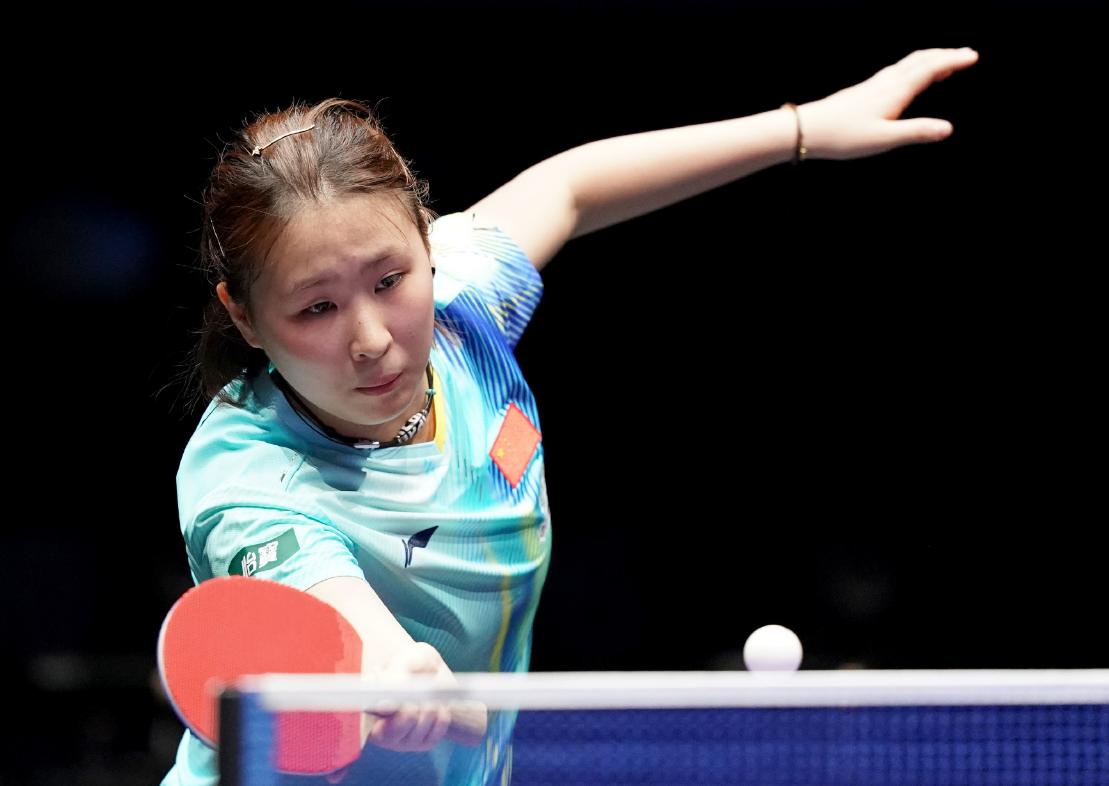 我去！孙颖莎陪练朱梓予，原来是顶级削球手！朱梓予的削球又低又转，比桥本帆乃