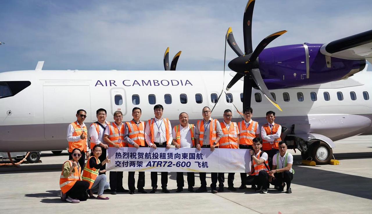 当地时间1月6日，河南航投在金边德崇机场向柬国航一次性交付了2架ATR7