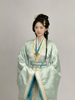 张凌赫丞磊女主全重复了盘点发现好多女主先后和张凌赫、丞磊合作，同一女演员换男主，
