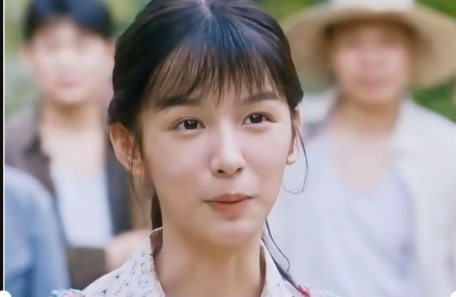 我能接受周也变老了，也能接受她变丑了，但唯独接受不了她一直火不起来知道周也这个演