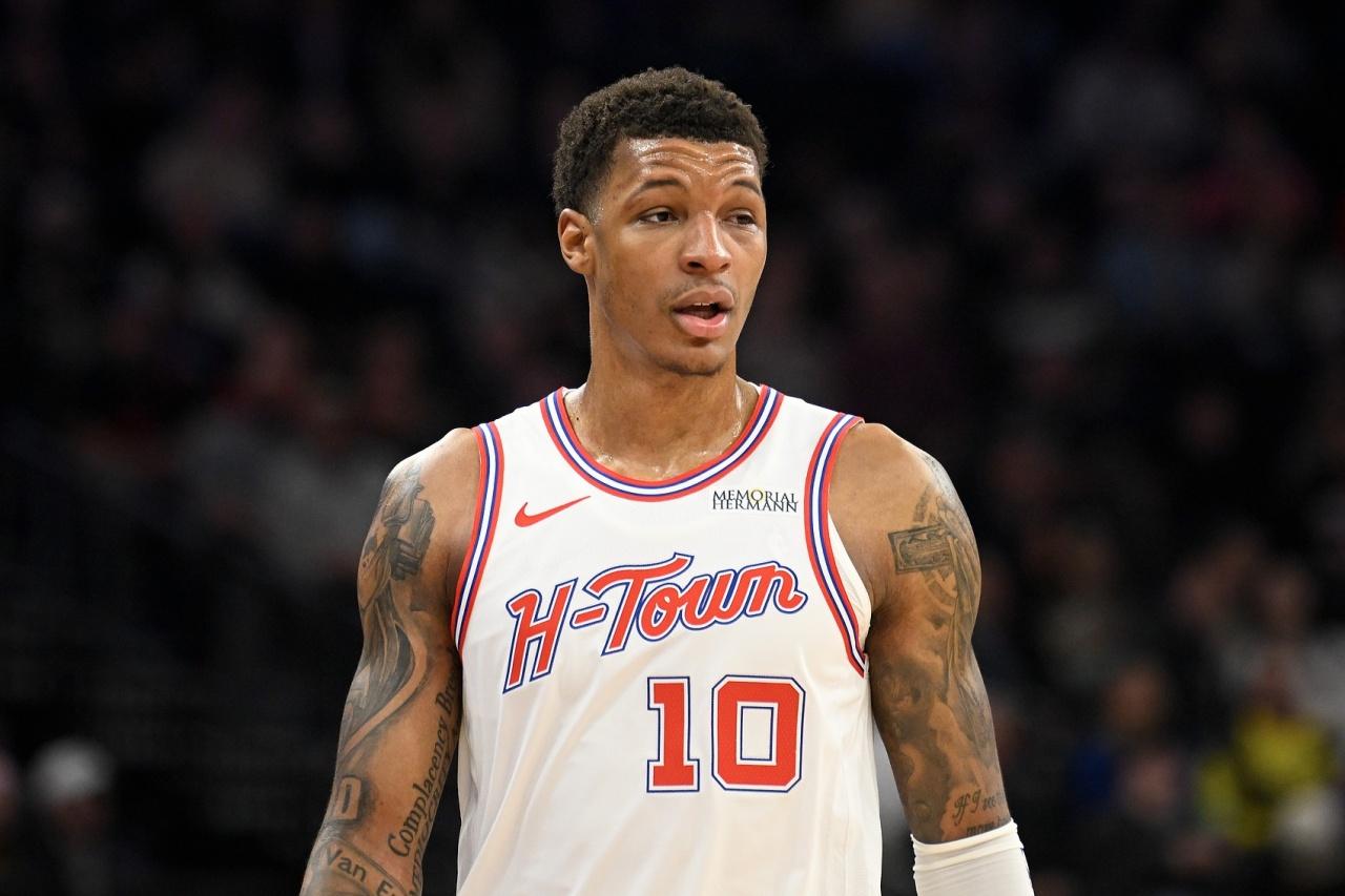 火箭惨遭开拓者双杀，杜兰特里程悲，贾巴里史密斯三分10中0。1、杜兰特历史时刻