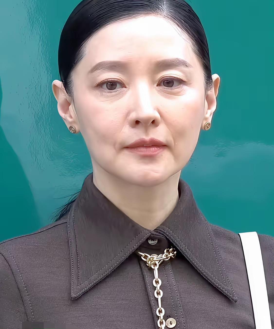 看了李英爱的状态就懂了大家都交了太多的智商税了不管你多漂亮，不管你用多昂贵的