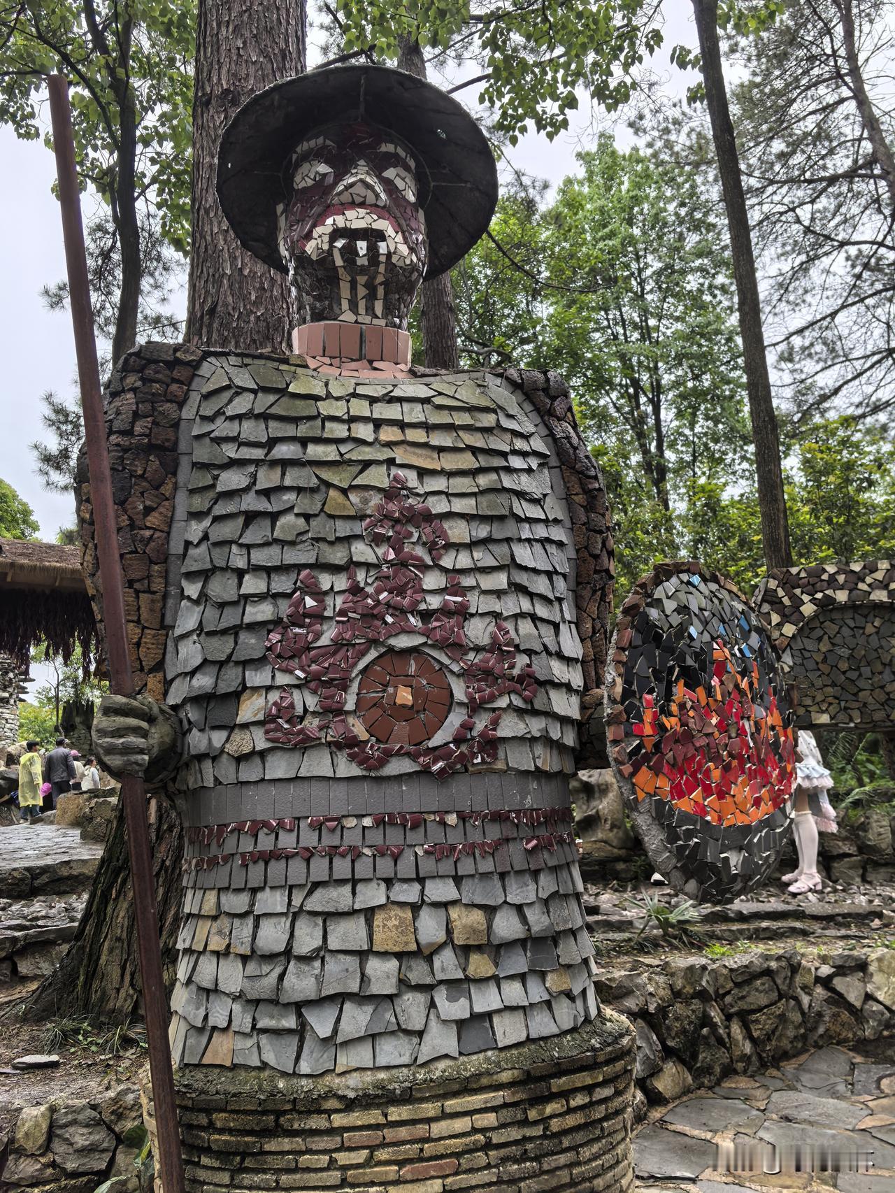 一个市级部门领导的窝心事有一个市级部门，位高权重，职责职能很多，做了很多事，