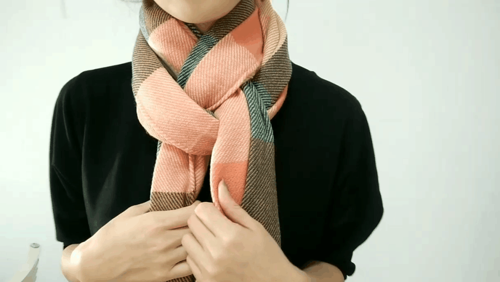 围巾的各种系法教学 4180322418156375108.jpg?id=0