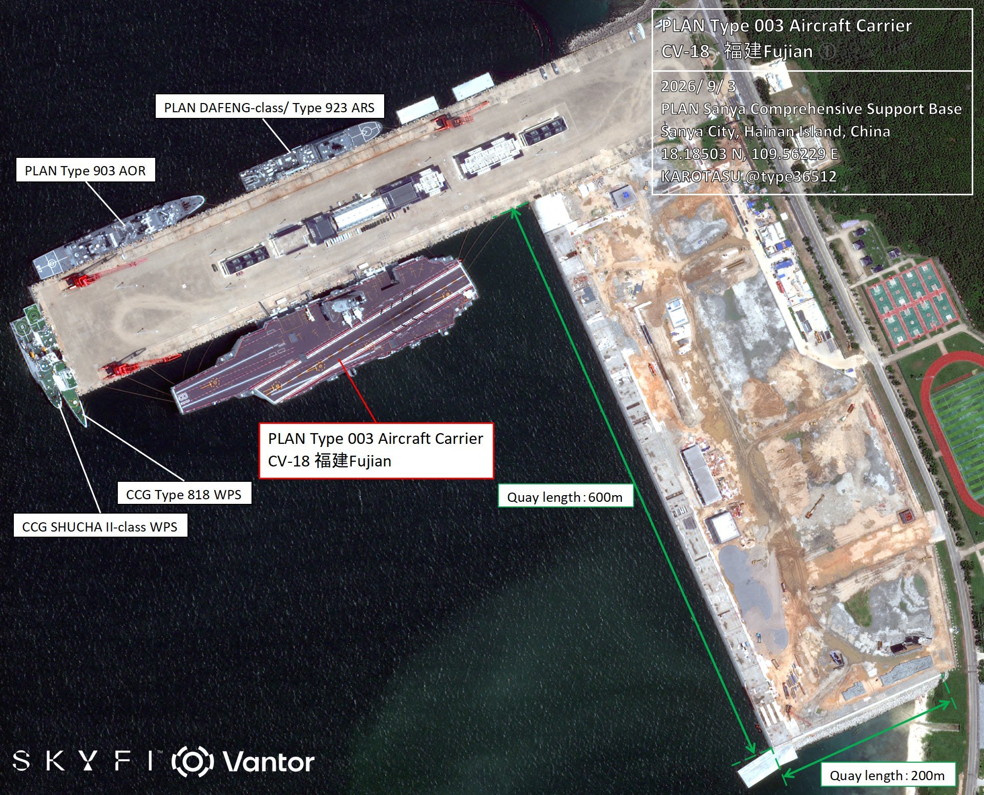 南方某航母保障基地卫星图[并不简单]停着福建舰与五艘军舰，旁边的岸线还在建设，