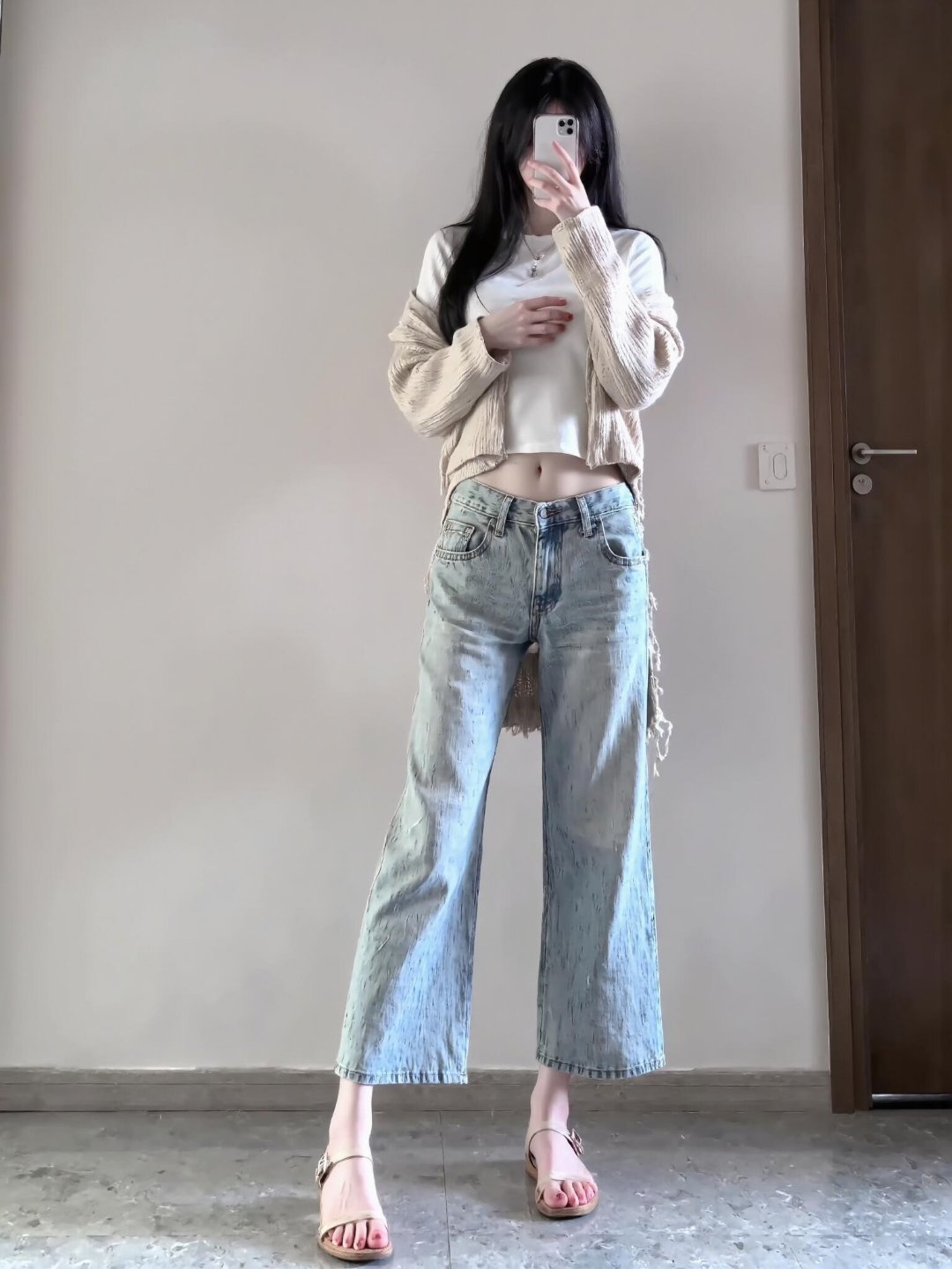 氛围感穿搭夏日氛围感穿搭公式🌿绝美牛仔裤一键复制！一、核心单品组合1.显