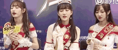 李艺彤黄婷婷赛后采访, 直接上演现实版宫斗戏, 网友评论: 城会玩