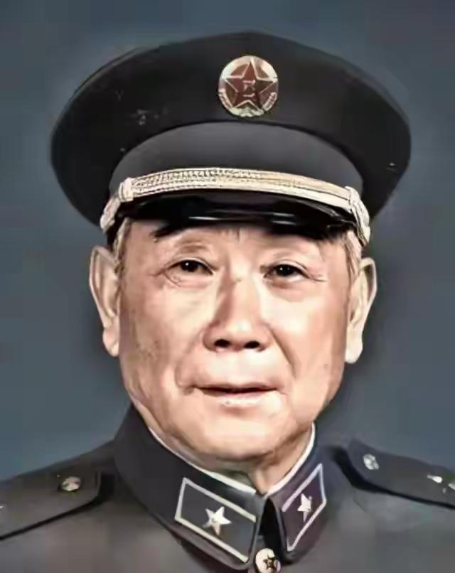 对越自卫反击战出动了九个军，战出动了九个军，军长分别是谁？谁后来的军衔最高？