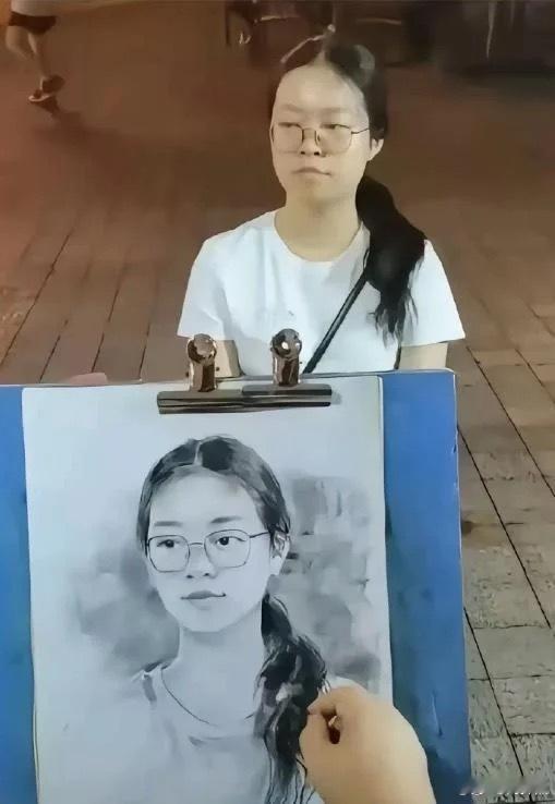这不叫艺术，这叫人情世故！