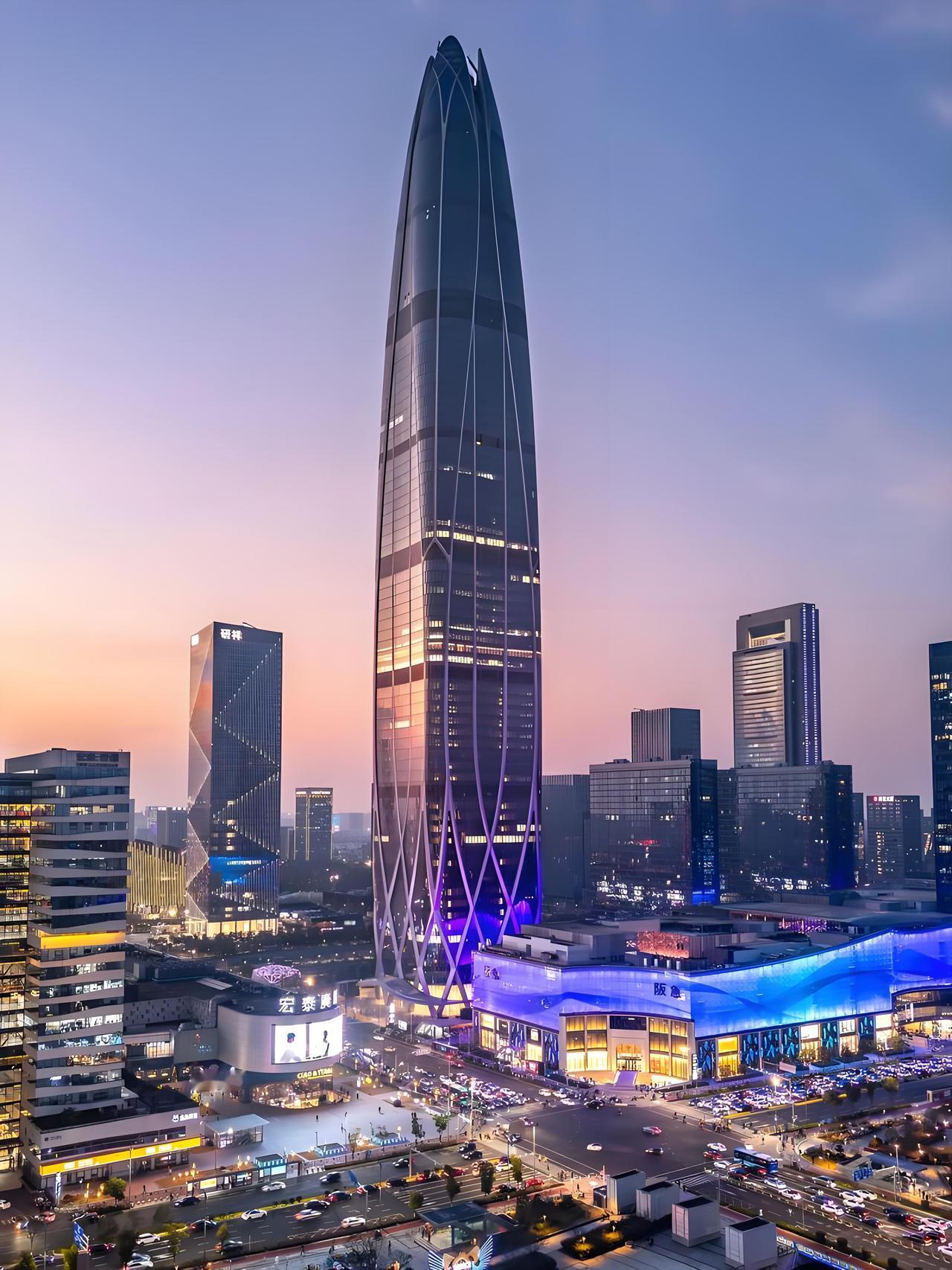 作为宁波人，我已经连续多天在夜间陷入深思了。以前我提起家乡会相对骄傲，因为宁波经