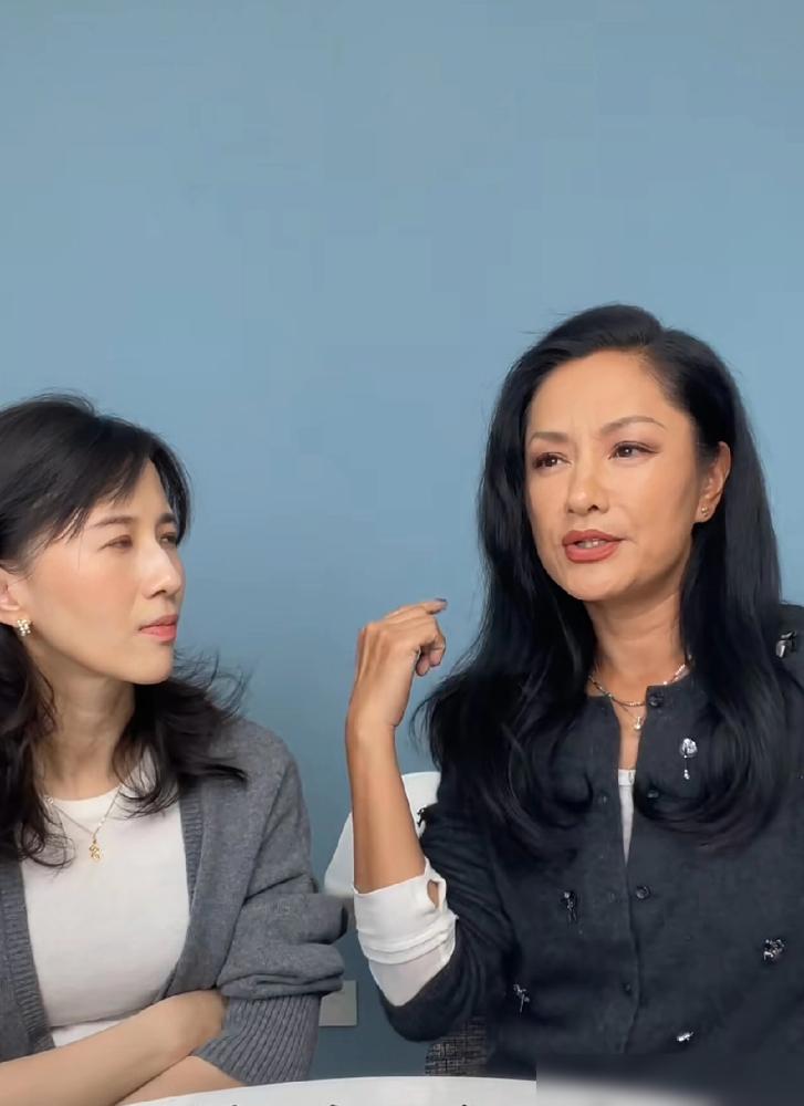 54岁瞿颖自曝：打肉毒脸僵，没法生气节目现场，你刚拍胸脯喊绝不碰医美，转头就