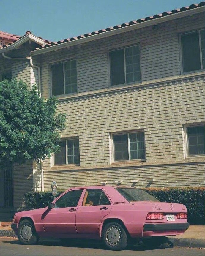 “人最大的运气不是捡到钱，而是某天你遇到了一个人，他打破了你原来的思维。提高了