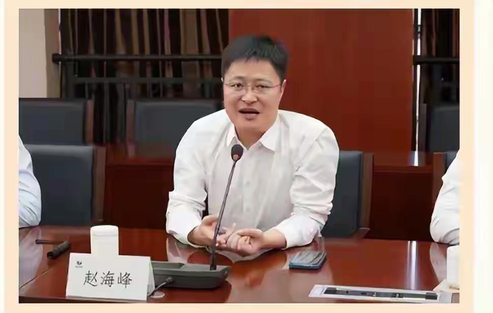 咎由自取！两个人一个是高高在上的副区长，一个是清华毕业的天之骄子，央企总经理，