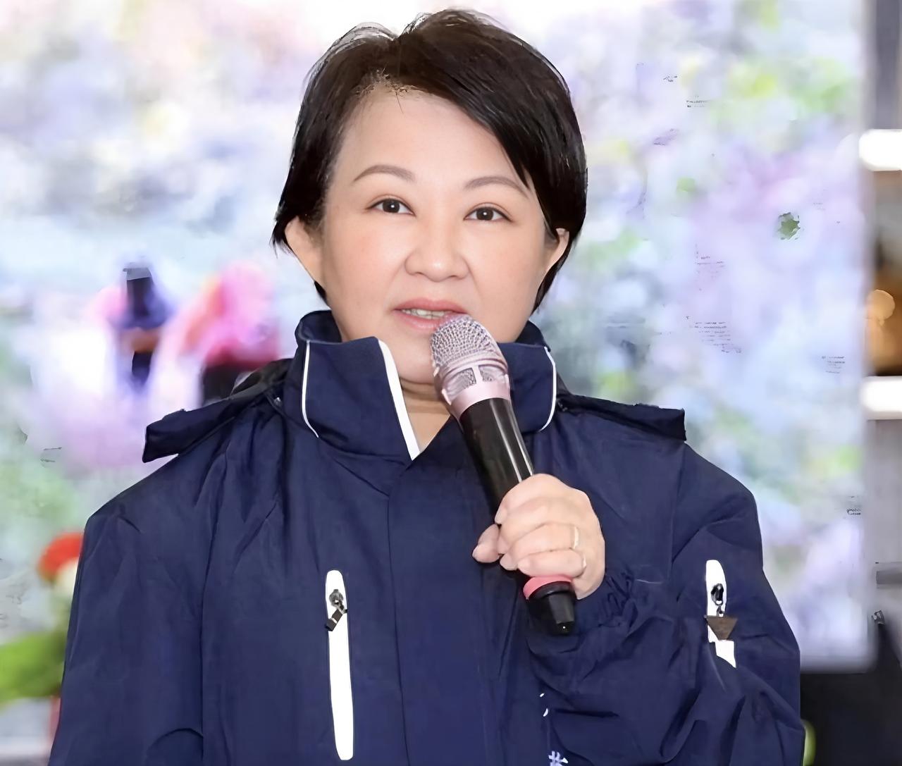 果然不出所料，台中市长卢秀燕再次跟国民党中央，跟国民党主席郑丽文唱反调，不支持郑