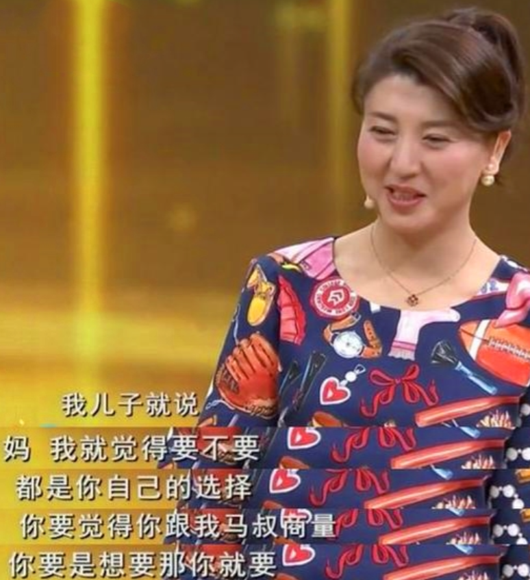 当年，闫学晶不顾父母反对，嫁给了二婚还带着孩子的林越。可惜二人夫妻情浅，最终还是
